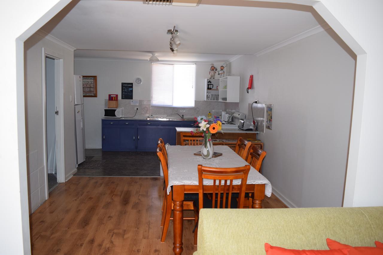 Aly'S Cottage Broken Hill Εξωτερικό φωτογραφία
